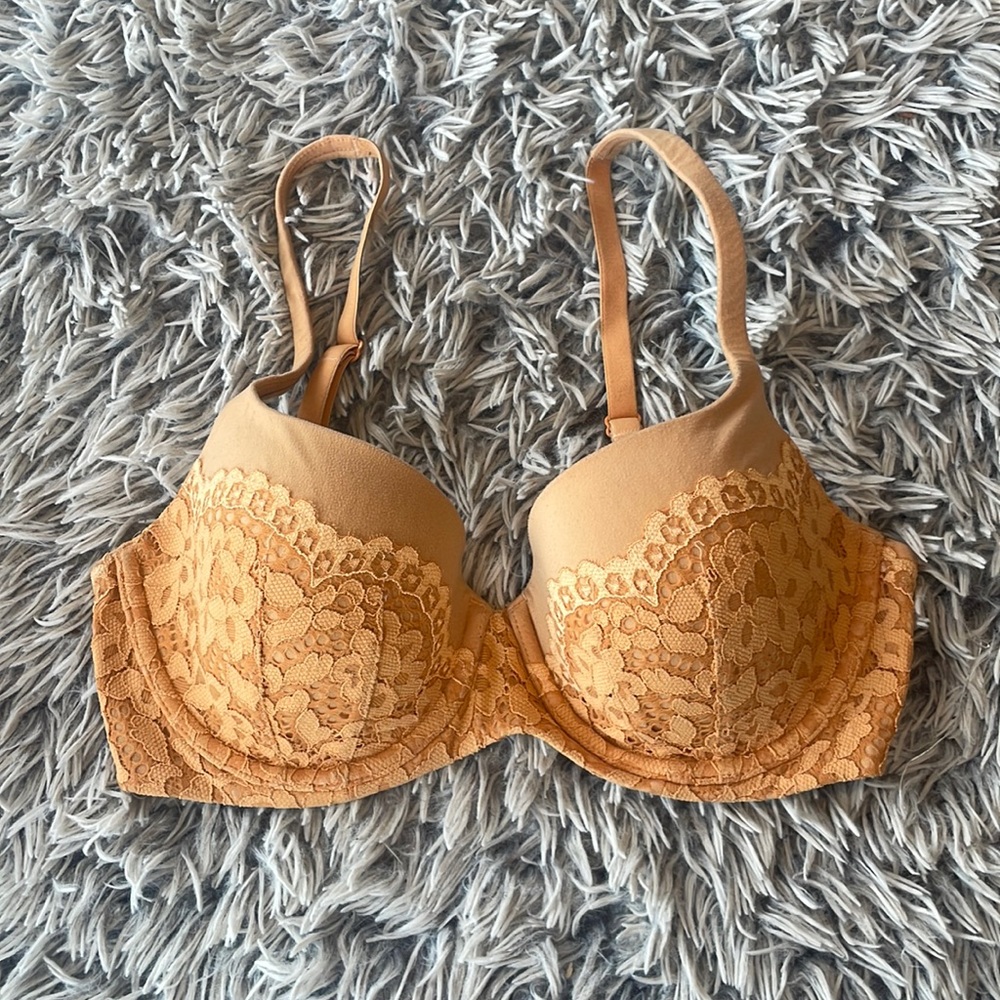 Gently worn Laced Victoria’s Secret Bra Size 34D